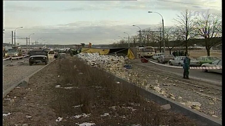 Panoramos archyvai. Apvirto vilkikas