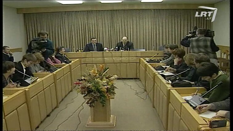 Panoramos archyvai. Kyla kainos