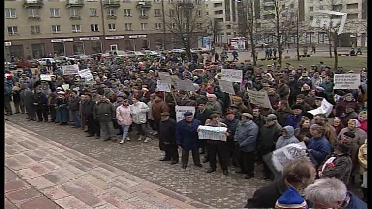 Panoramos archyvai. Mitingas prie Seimo