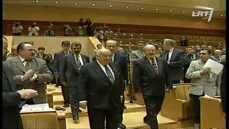 Panoramos archyvai. Turkijos prezidentas Suleimanas Demirelis baigė vizitą