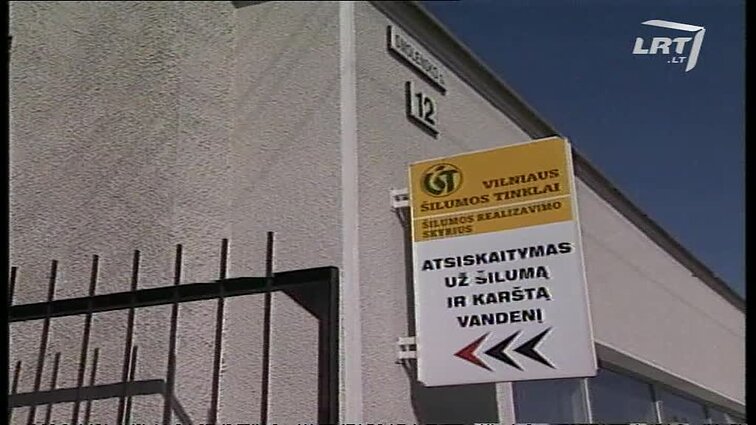Panoramos archyvai. Gyventojai piktinasi karšto vandens kainomis