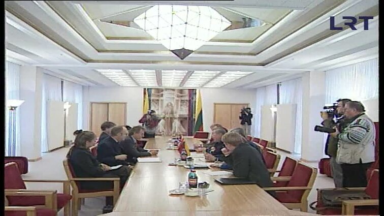 Panoramos archyvai. Britanijos ministro Dago Hendersono vizitas