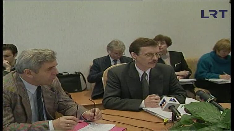 Panoramos archyvai. LDDP frakcija susitinka su Finansų ministru