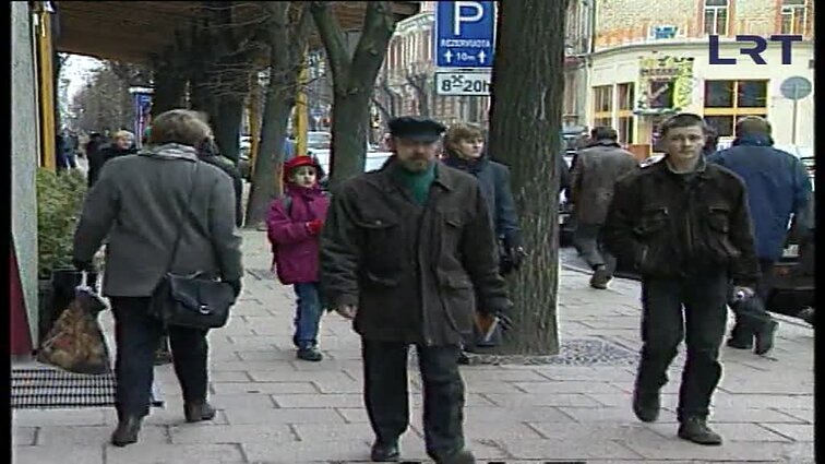 Panoramos archyvai. Valstybės tarnautojų atlyginimai