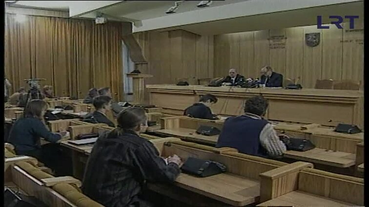 Panoramos archyvai. Česlovo Juršėno spaudos konferencija
