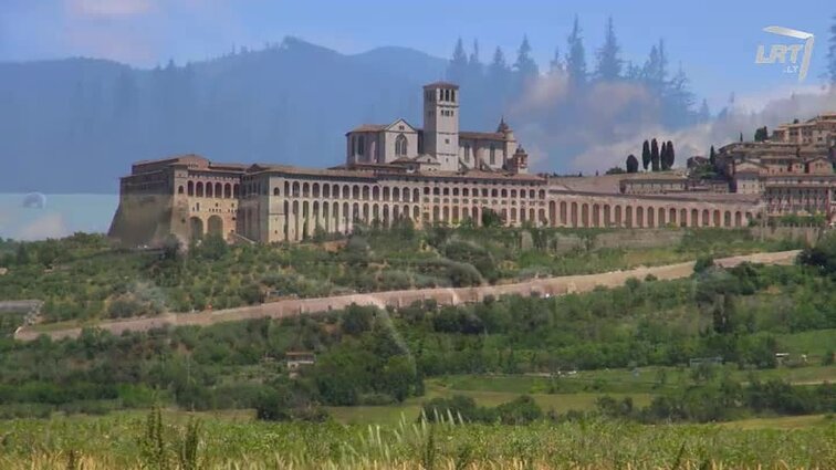 Mažesnieji broliai. Pranciškonų kelias Lietuvoje.