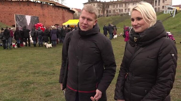 Rašytoja Renata Šerelytė vis dar bando atspėti šešiolikmetės katės vardą