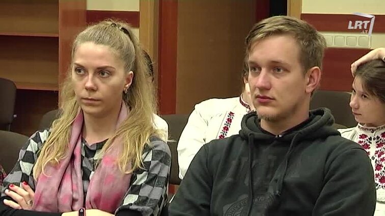 Kultūrų kryžkelė. Vilniaus sąsiuvinis. Palenkės gudų folkloro grupės "Žemerva" koncertas Tautinių mažumų namuose.