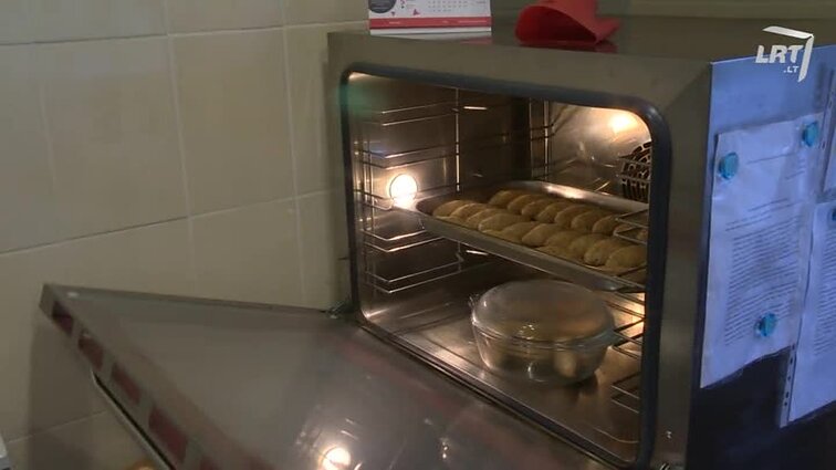 Riebalai padeda mesti svorį.