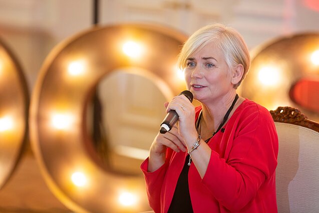 Gimę tą pačią dieną. Ilona Balsytė