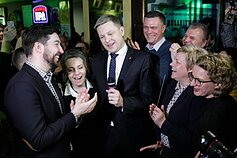 Remigijus Šimašius (centre)