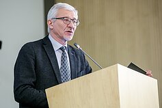Prof. dr. Boguslavas Gruževskis Prof. dr. Boguslavas Gruževskis
