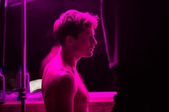 Kadras iš Monique vaizdo klipo filmavimo užkulisių.