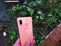„Samsung“ pristatė naują „Galaxy A“ išmaniųjų telefonų liniją „Samsung“ pristatė naują „Galaxy A“ išmaniųjų telefonų liniją