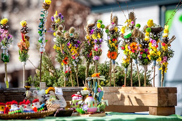 Kultūrų kryžkelė. Vilniaus albumas. Kovo 11-oji Zbignevo Balcevičiaus akimis ir vilnietiškos verbos tradicija