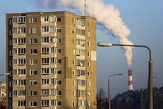 Vilnius says that customers were overcharged around 31.8 million euros for heating in 2011–2016 and accuse the French company of corruption.