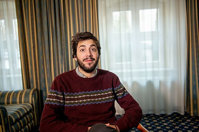 Stilius. Salvadoras Sobralis (su vertimu į gestų k.)