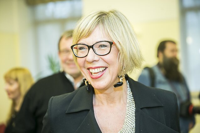 Stilius. Laima Janušonytė (su vertimu į gestų kalbą)