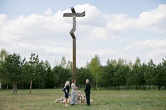 Išniekintas kryžius Balsiuose Išniekintas kryžius Balsiuose
