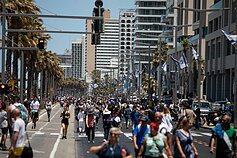 Tel Avive – šventinis šurmulys