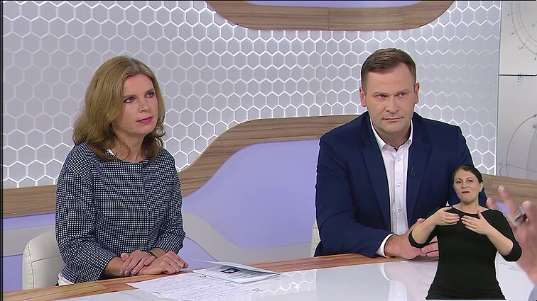 Dienos tema. Dovilė Juodkaitė: rinkimų apylinkės, pažymėtos kaip prieinamos neįgaliesiems, tokios nėra (su vertimu į gestų k.)