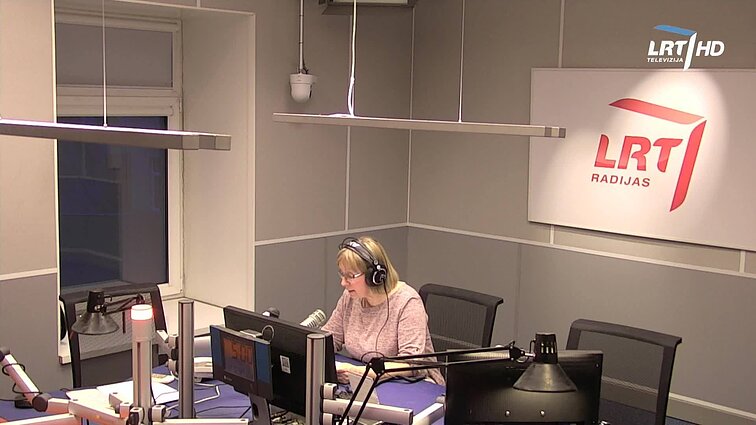 LRT RADIJO žinios. Šiandien vyks valstybinis anglų kalbos egzaminas