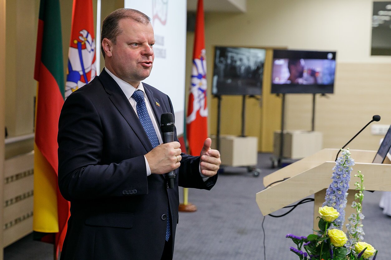 Saulius Skvernelis laukia rinkimų rezultatų Saulius Skvernelis laukia rinkimų rezultatų