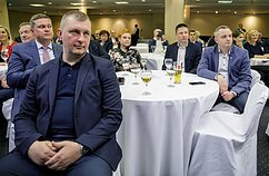 Saulius Skvernelis laukia rinkimų rezultatų Saulius Skvernelis laukia rinkimų rezultatų