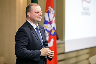 Saulius Skvernelis laukia rinkimų rezultatų