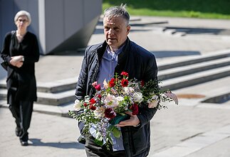Atsisveikinimas su Vytautu Šerėnu Atsisveikinimas su Vytautu Šerėnu