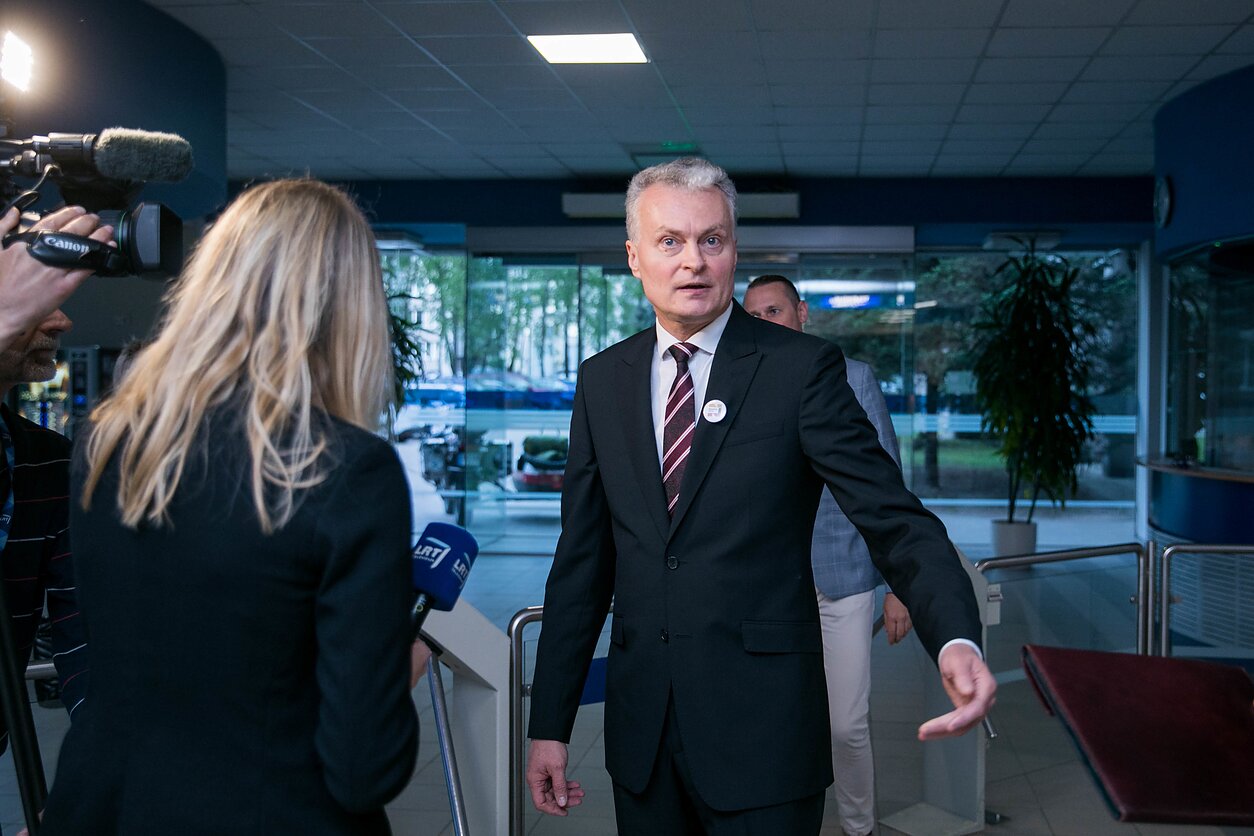 Pirmieji Ingridos Šimonytės ir Gitano Nausėdos debatai Pirmieji Ingridos Šimonytės ir Gitano Nausėdos debatai