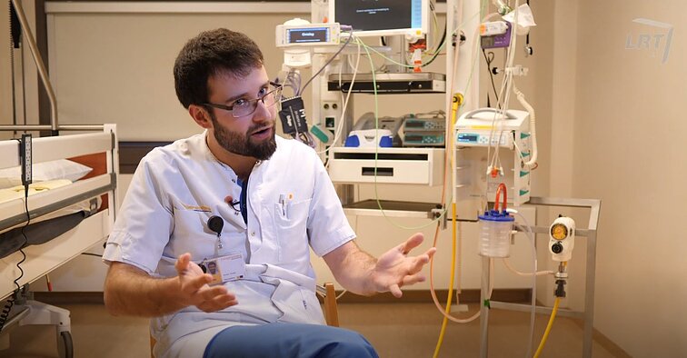 Olandijos medikas Romas Urnikas: uždirbu 2000, bet noriu grįžti į Lietuvą