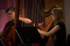 Monique repeticijos su orkestru akimirka
