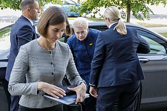 Dalia Grybauskaitė skaito metinį pranešimą