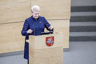 Dalia Grybauskaitė skaito metinį pranešimą