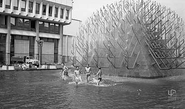 The Seimas fountain in June 1992 The Seimas fountain in June 1992