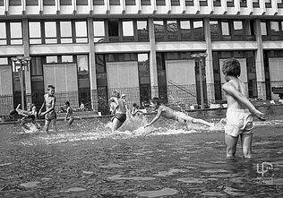 The Seimas fountain in June 1992 The Seimas fountain in June 1992