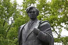 Petro Cvirkos paminklas 