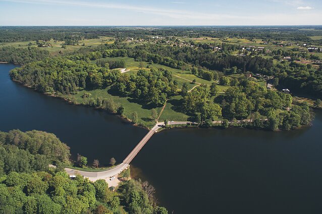 Vieta, kurią turėtų aplankyti kiekvienas: užkalės Asvėjos ežeras ir užburiančios jo apylinkės