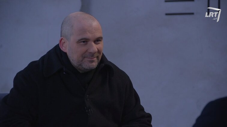 Stambiu planu. Aidas Giniotis: kai žiūrovai juokiasi – aš tyliu. Kai tyli jie – juokiuosi aš
