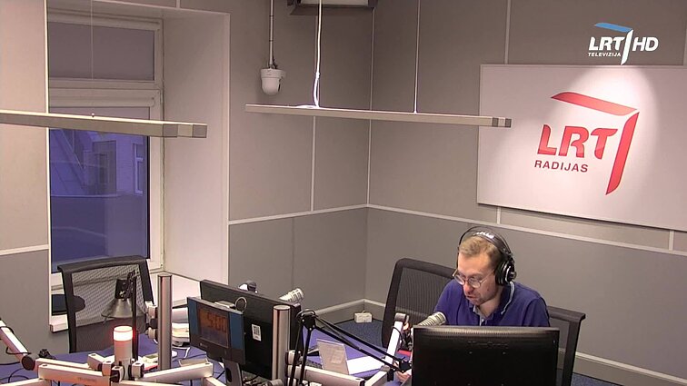 LRT RADIJO žinios. Lietuviškų braškių pabrangimas prognozuojamas ne vėliau nei po dviejų savaičių