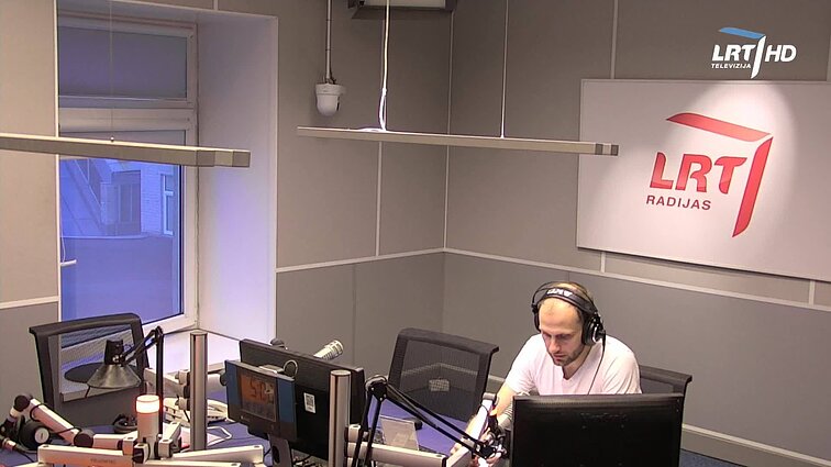 LRT RADIJO žinios. Čekijos parlamentas šiandien balsuos dėl nepasitikėjimo premjeru Andreju Babišu