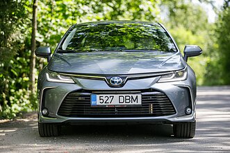 Naujasis „Toyota Corolla“ sedanas