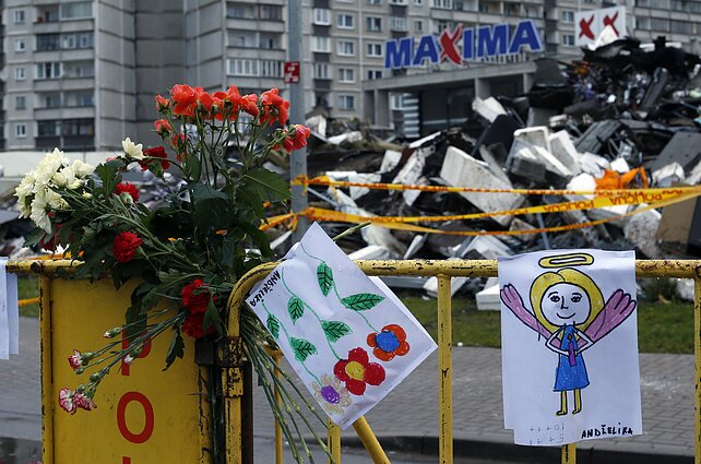 Zolitūdėje įgriuvus „Maximos“ parduotuvės stogui žuvo 54 žmonės