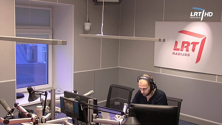 LRT RADIJO žinios. JAV ir Kinijos prekybinės derybos turėtų būti atnaujintos kitą savaitę