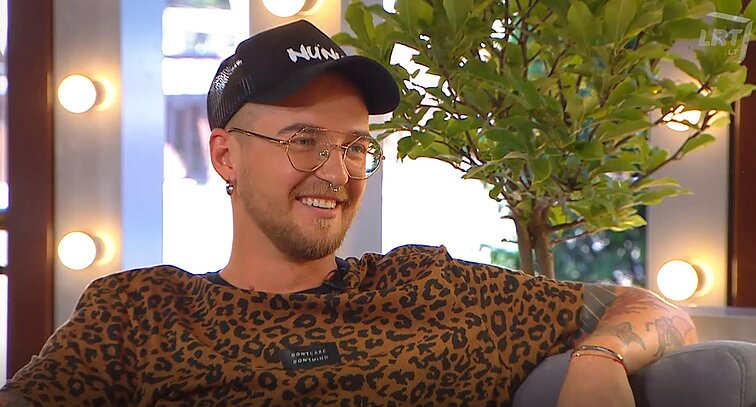 Muzikinis pokalbių šou „Vakarėja su Martynu Starkumi“. Naglis Bierancas: nebūčiau patikėjęs, kad iš to galima pilnai išgyventi