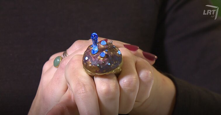 Ryto suktinis su Zita Kelmickaite. Martynos papuošalų burtai