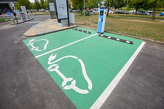 Elektromobilių įkrovimo stotelė