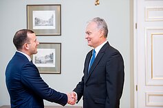 Kandidatas į eurokomisarus Virginijus Sinkevičius susitiko su prezidentu Gitanu Nausėda
