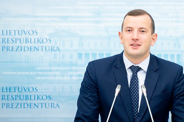 Dienos tema. Eurokomisaras Virginijus Sinkevičius: tarša Baltijos jūroje jau tapo ne tik ekologine, bet ir socialine problema (su vertimu į gestų k.)